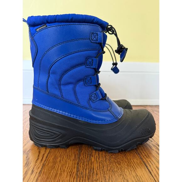 North Face Blue Winter Boots Size 5 Big Kid - Picture 1 of 7